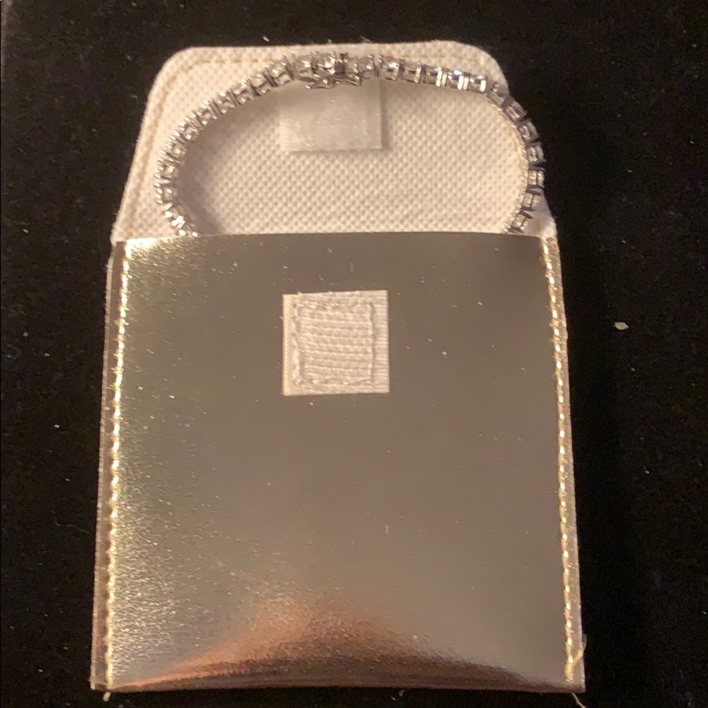 Tennis Bracelet - Picture 6 of 7